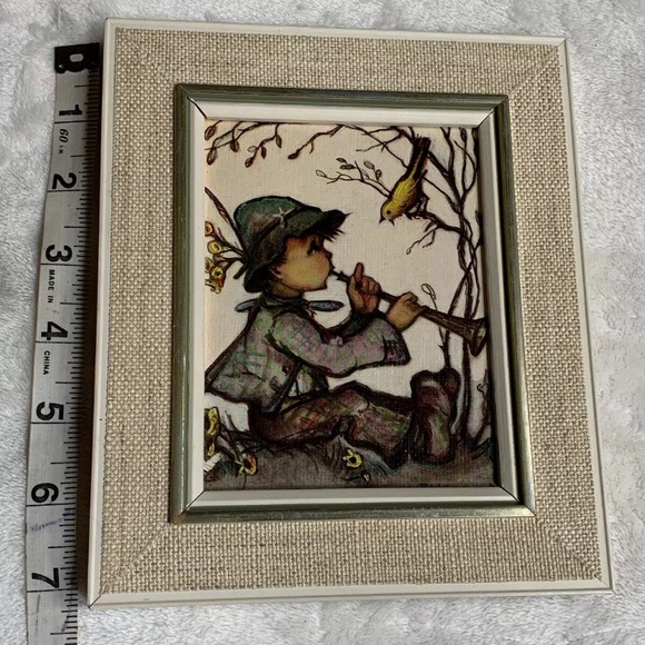 hummel boy with horn